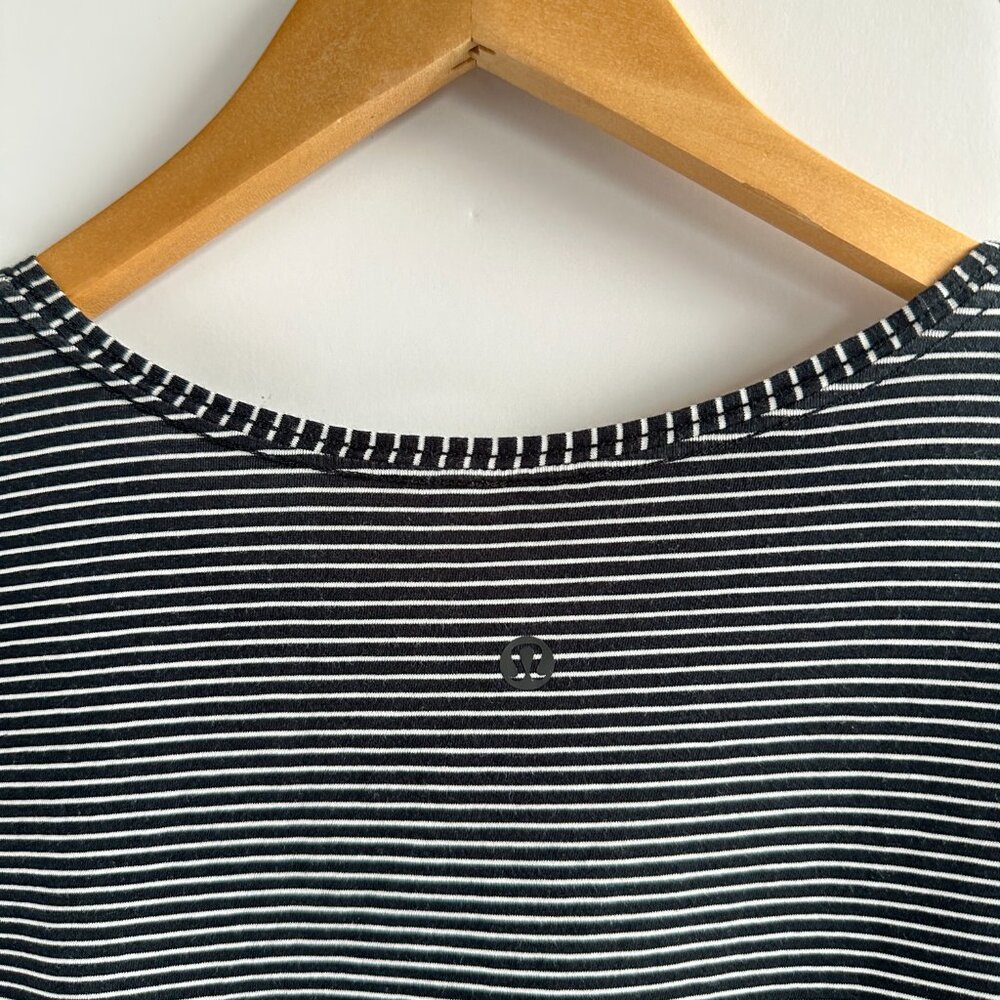 Lululemon Love Crew III - Black & White Stripe - Picture 8 of 8